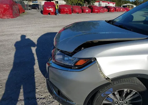 2020 Mitsubishi Outlander Se 2.4 из США, поврежденный, VIN JA4AD3A36LZ003241